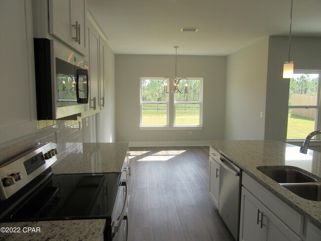 Building Photo - 154 Drews Ln