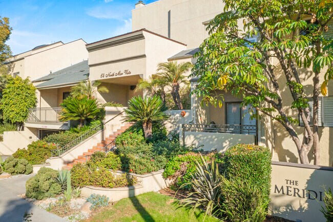 Building Photo - 64 N Mar Vista Ave