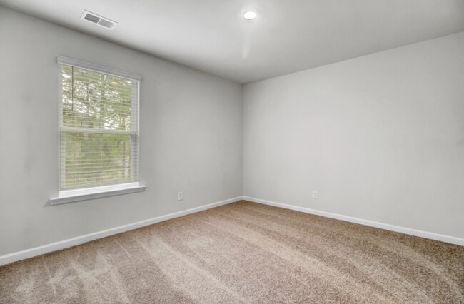 Building Photo - 214 Sweet Cherry Ln