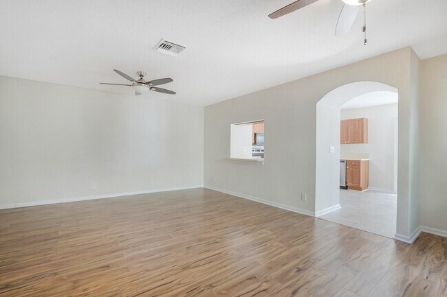 Building Photo - 785 Imperial Lake Rd