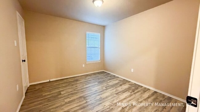 Building Photo - 7403 5th St