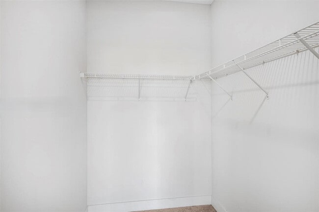 Building Photo - 7865 NW 104th Ave