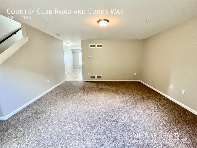 Building Photo - 703 Country Club Rd