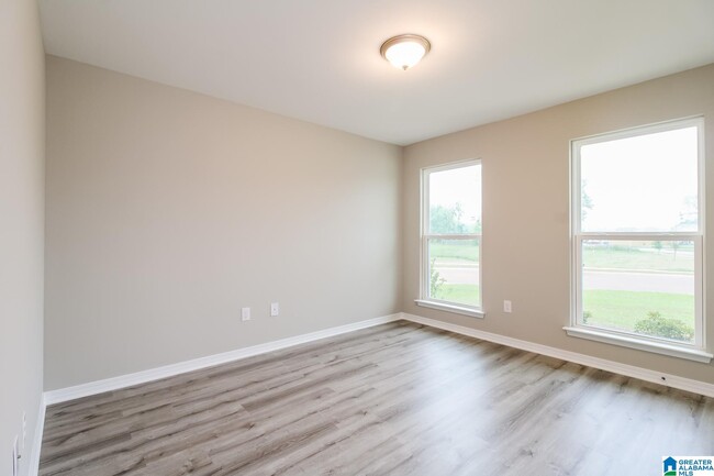 Building Photo - 1162 Hayward Lp