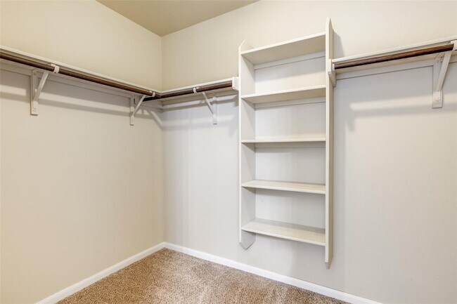 Building Photo - 12402 Walter Vaughn Dr