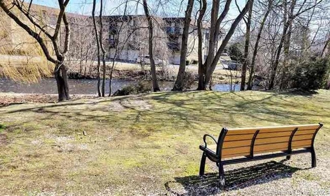 Building Photo - 154 Cold Spring Rd