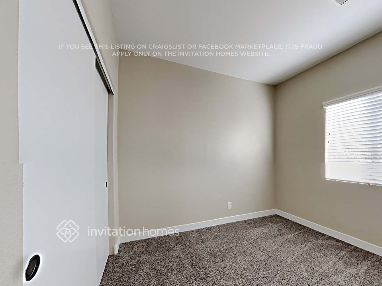 Building Photo - 909 Park Walk Ave