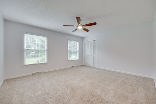 Building Photo - This beautifully maintained Ranch on over an acre of land invites you home to Lancaster, SC.