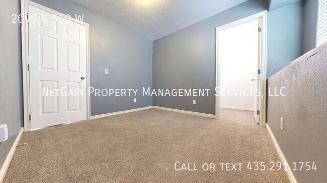 Building Photo - 2099 N 550 W