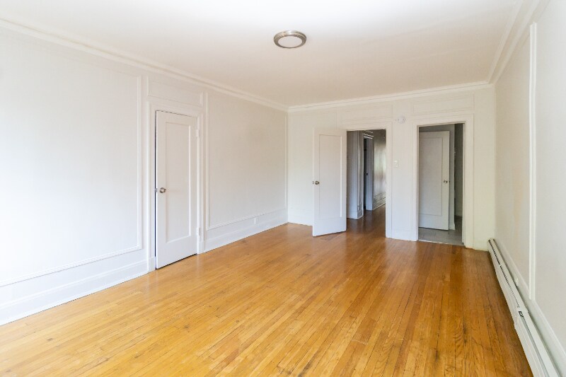 Building Photo - 6830 S Jeffery Blvd