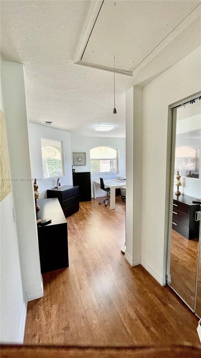 Building Photo - 4093 Staghorn Ln