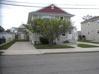 Building Photo - 215 N Swarthmore Ave