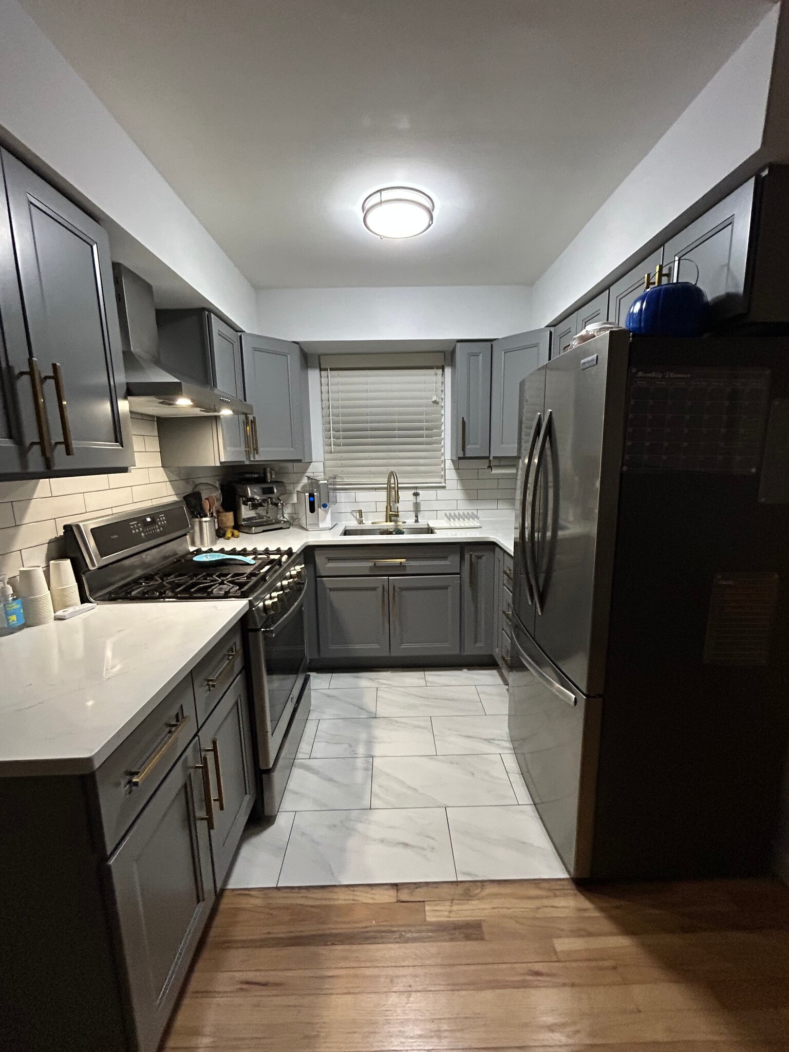 Building Photo - 229 E 237th St