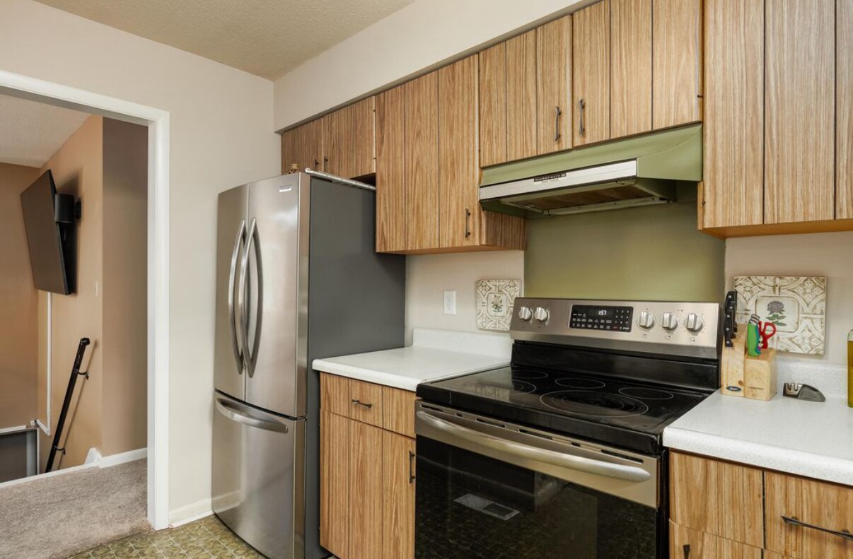 Building Photo - 2314 Green Forest Ln