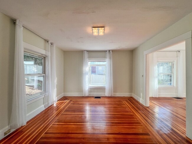 Building Photo - 1146 Chestnut St