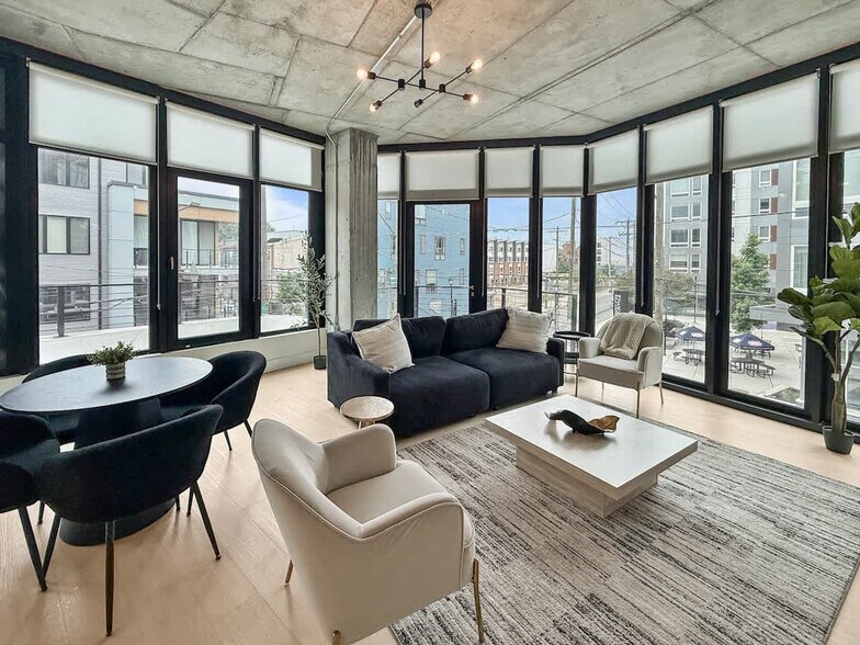 Primary Photo - 1247 N 2nd St