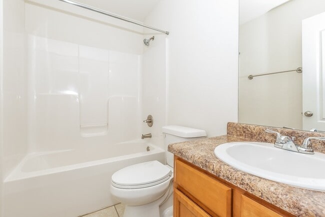 Building Photo - 15434 Mill Valley Dr