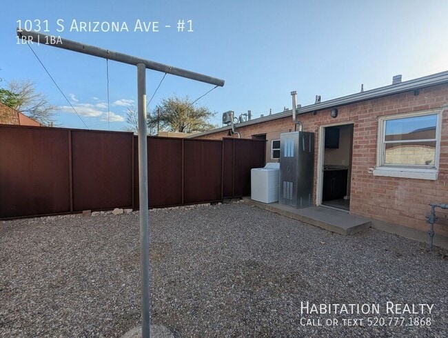 Building Photo - 1031 S Arizona Ave