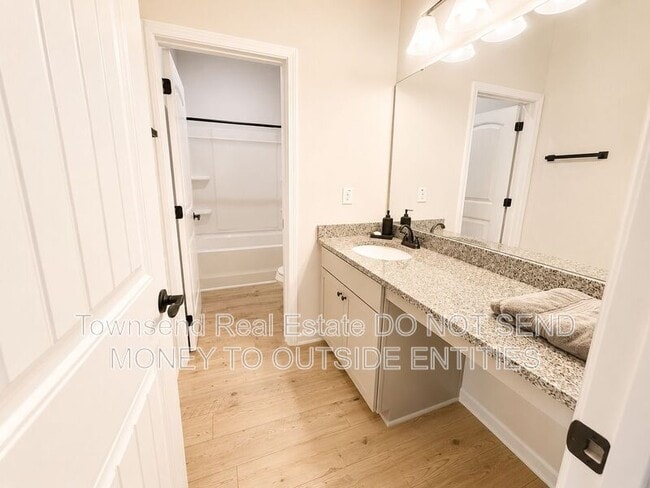 Building Photo - 1716 Nesting Trl Dr