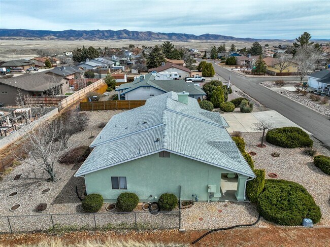 Building Photo - 9440 E Towago Dr