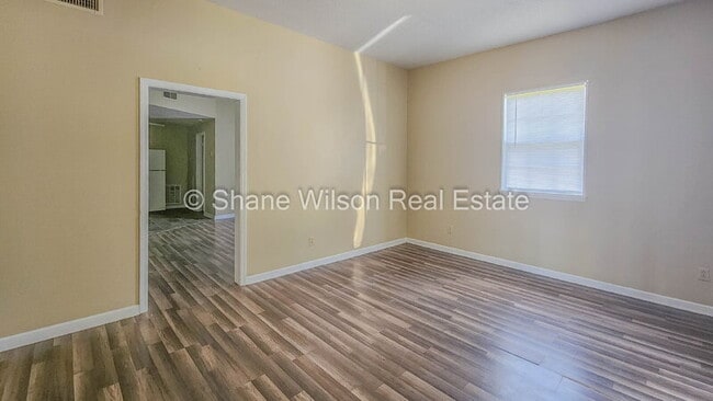 Building Photo - 4504 13th Ave