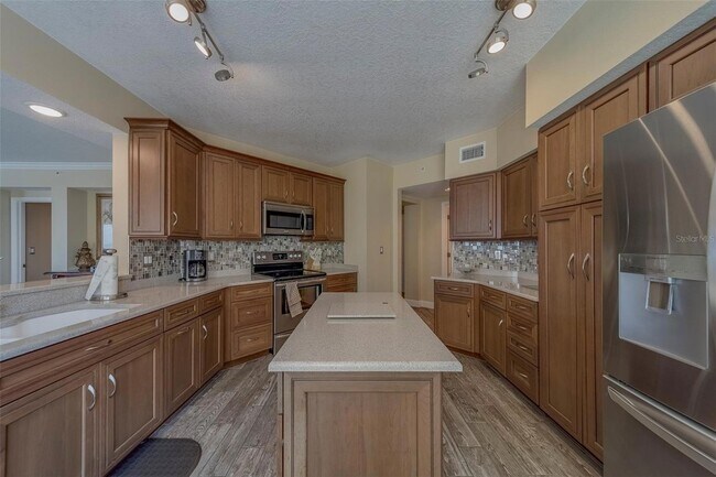 Building Photo - 16750 Gulf Blvd