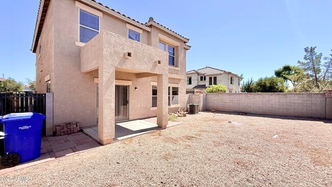 Building Photo - 2499 S Marble St