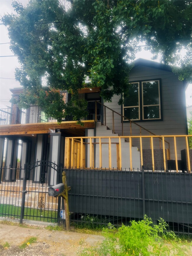 Building Photo - 1713 Winter St