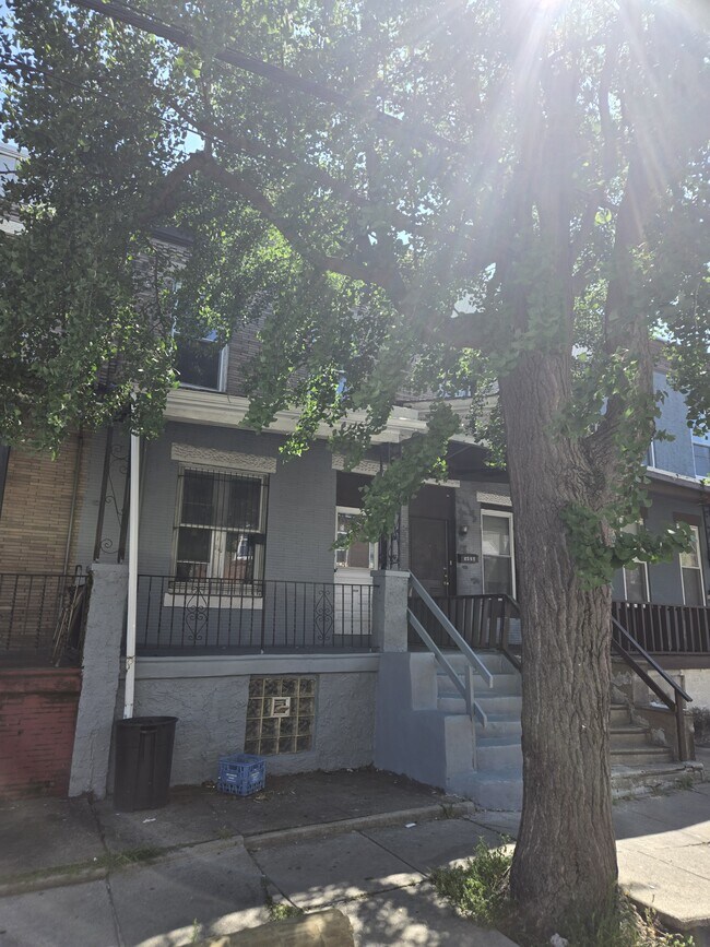 Building Photo - 5624 Arch St