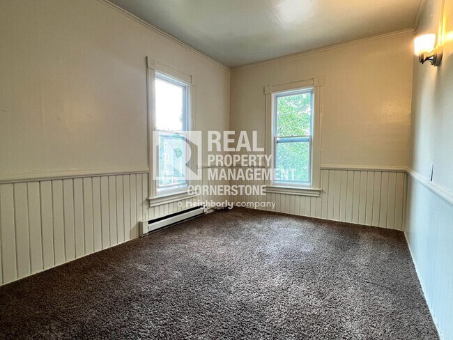 Building Photo - 1116-1118 Forbes St