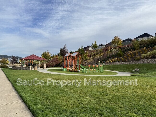 Building Photo - 14419 SW 168th Ave