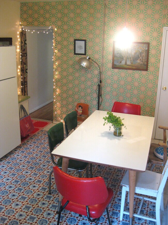 Building Photo - 401 Prospect Ave