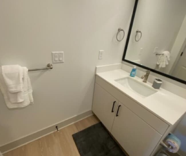 Building Photo - 1202 Marquis Pkwy