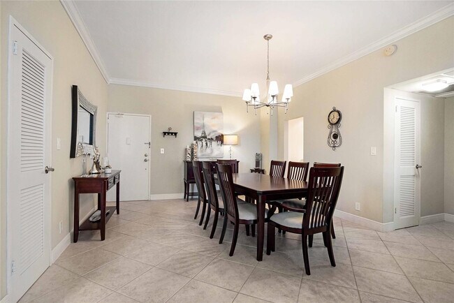 Building Photo - 4250 Galt Ocean Dr