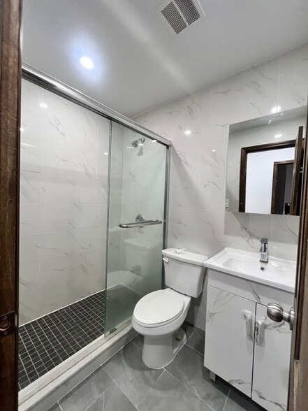 Building Photo - 64-03 Perry Ave