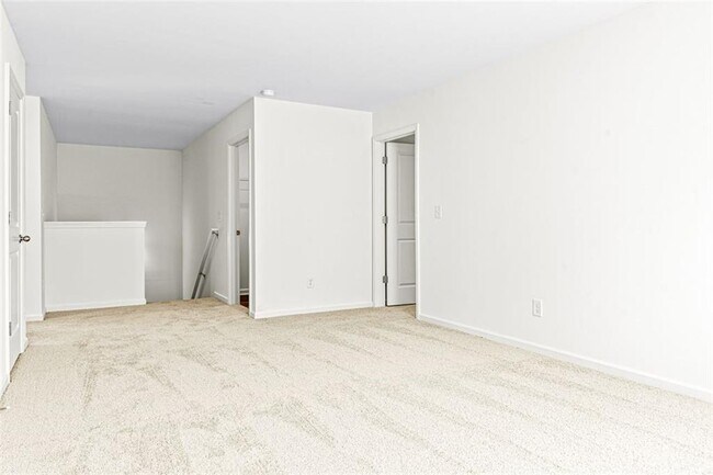 Building Photo - 7797 Sudbury Cir