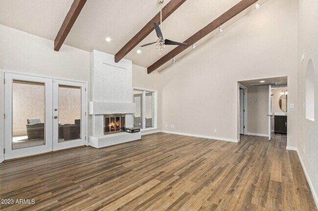 Building Photo - 7235 E Arlington Rd