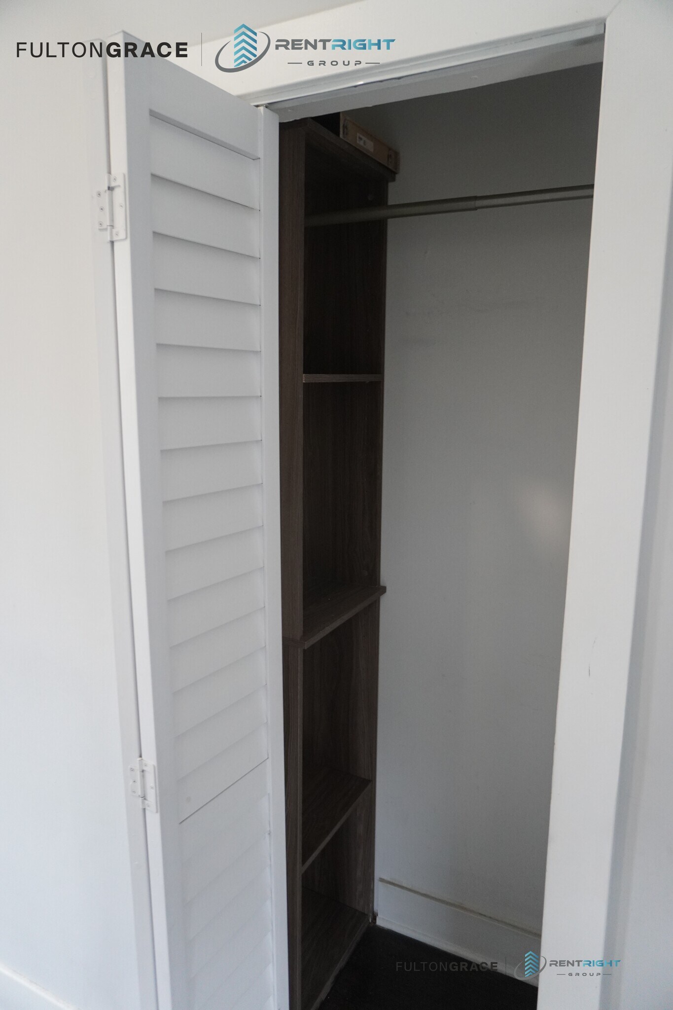 Building Photo - 3420 N Seminary Ave