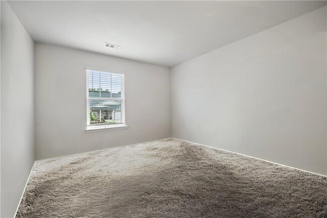 Building Photo - 107 Meander Dr