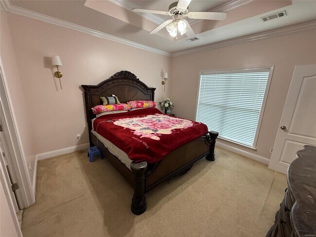 Building Photo - 9832 Helmsley Cir