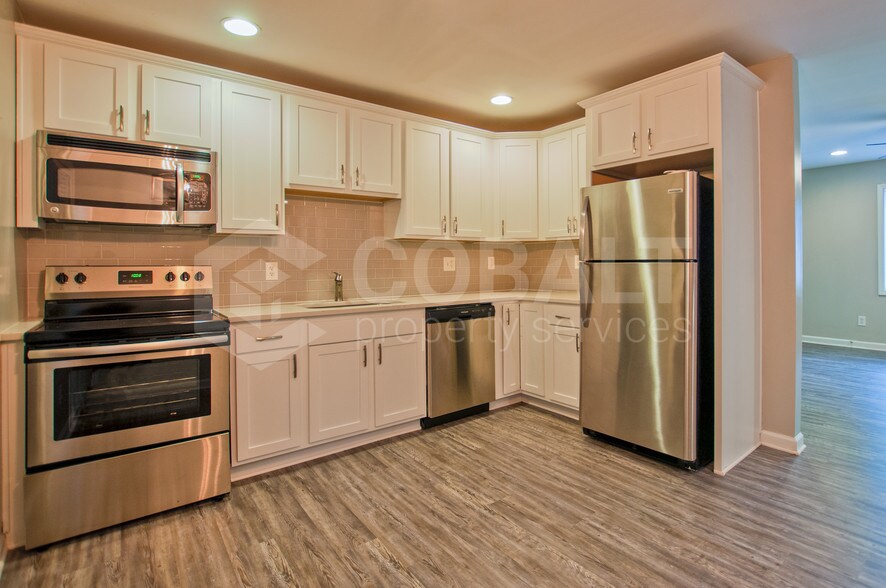 The Enclave at Riverside Village 2145 Bolton Rd NW Atlanta GA 30318