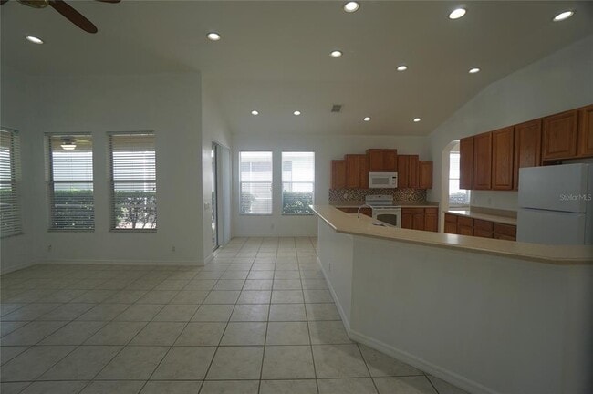 Building Photo - 10214 Evergreen Hill Dr