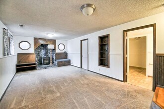 Building Photo - 4-Bedroom Home Near CSU | Fenced Yard & 2-Car Garage