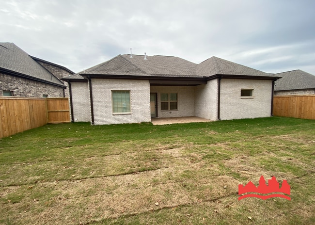 Building Photo - 10000 Messana St