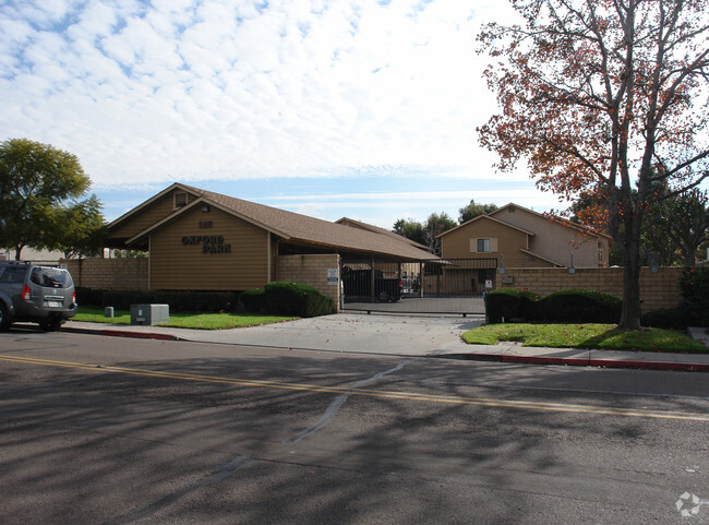 Building Photo - Oxford Park Apartments