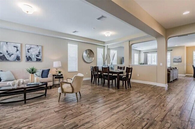 Building Photo - 27392 Cayenne Ln