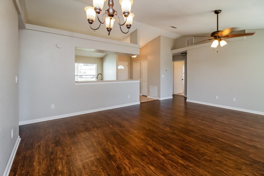 Building Photo - 11837 Windflower Ct