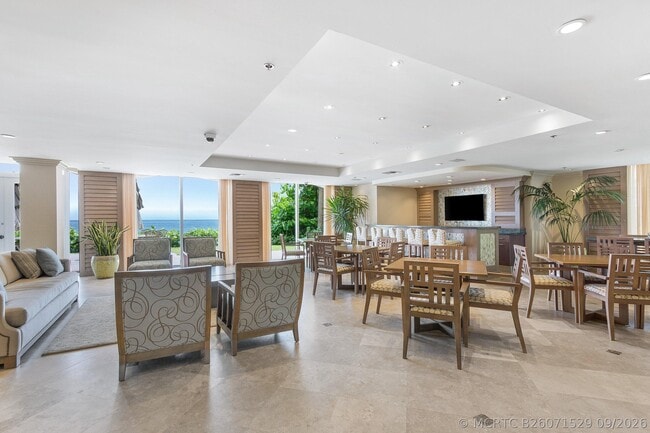 Building Photo - 3720 S Ocean Blvd