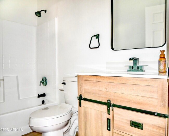 Building Photo - 1187 E Cowboy Cove Trail