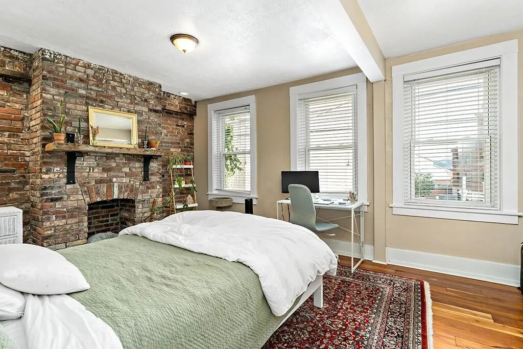 Bedroom - 250 36th St